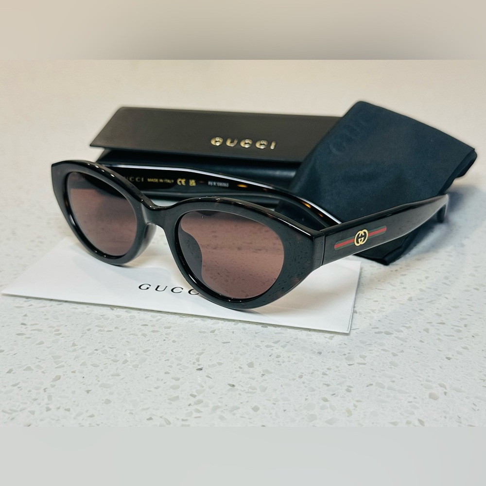 New! GUCCI Dark Brown Tortoise Cat-Eye Sunglasses 52mm